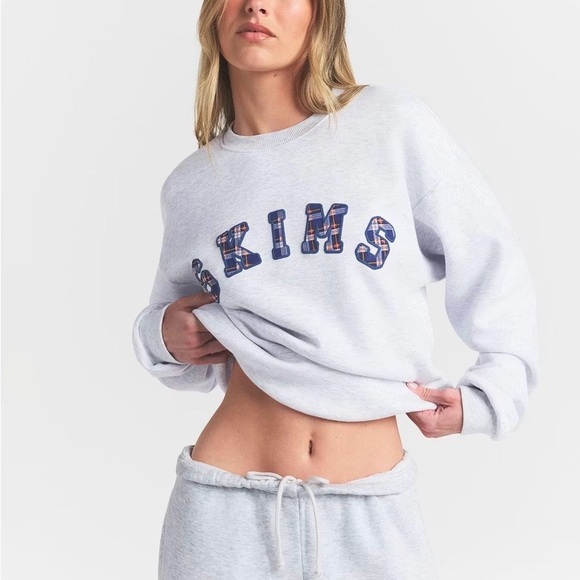 SKIMS Plaid Logo Cotton Fleece Crewneck Sweatshirt SOLD OUT - Picture 5 of 5